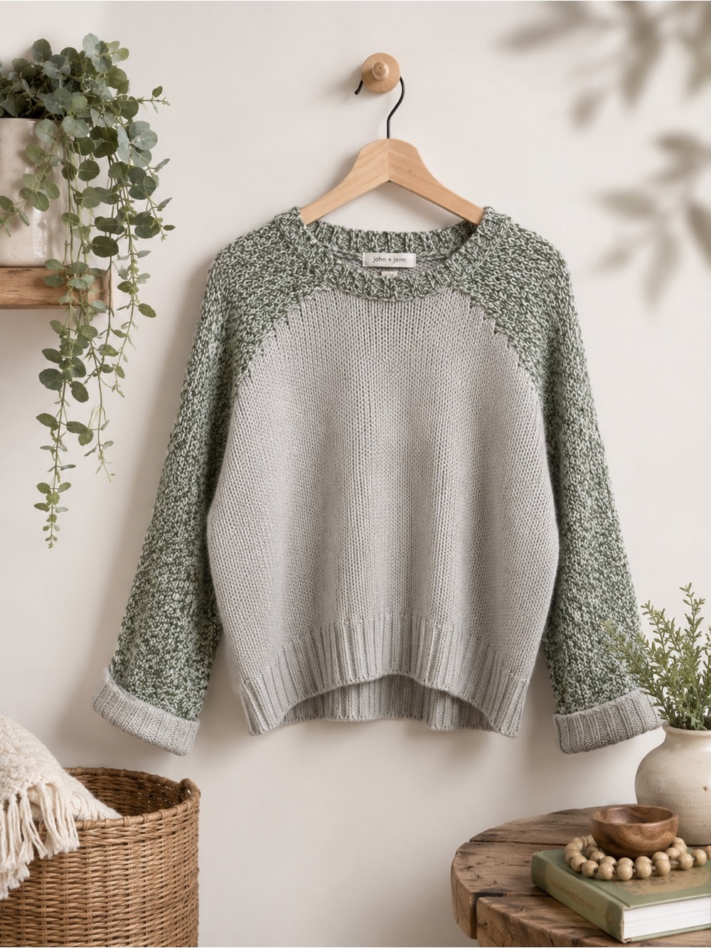 John + Jenn Boxy Crewneck Sweater in Light Gray & Sage Green XL
